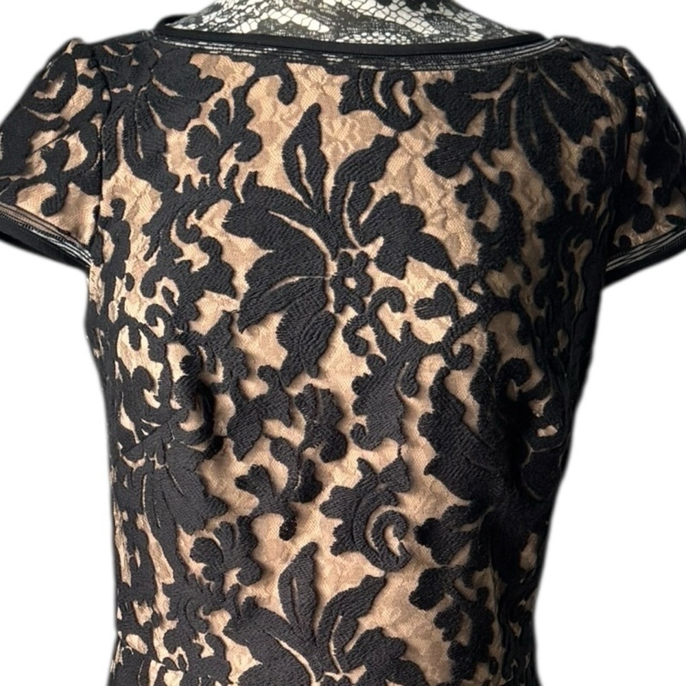 Tadashi Shoji Black Lace Midi Dress Size 10 - Picture 3 of 12